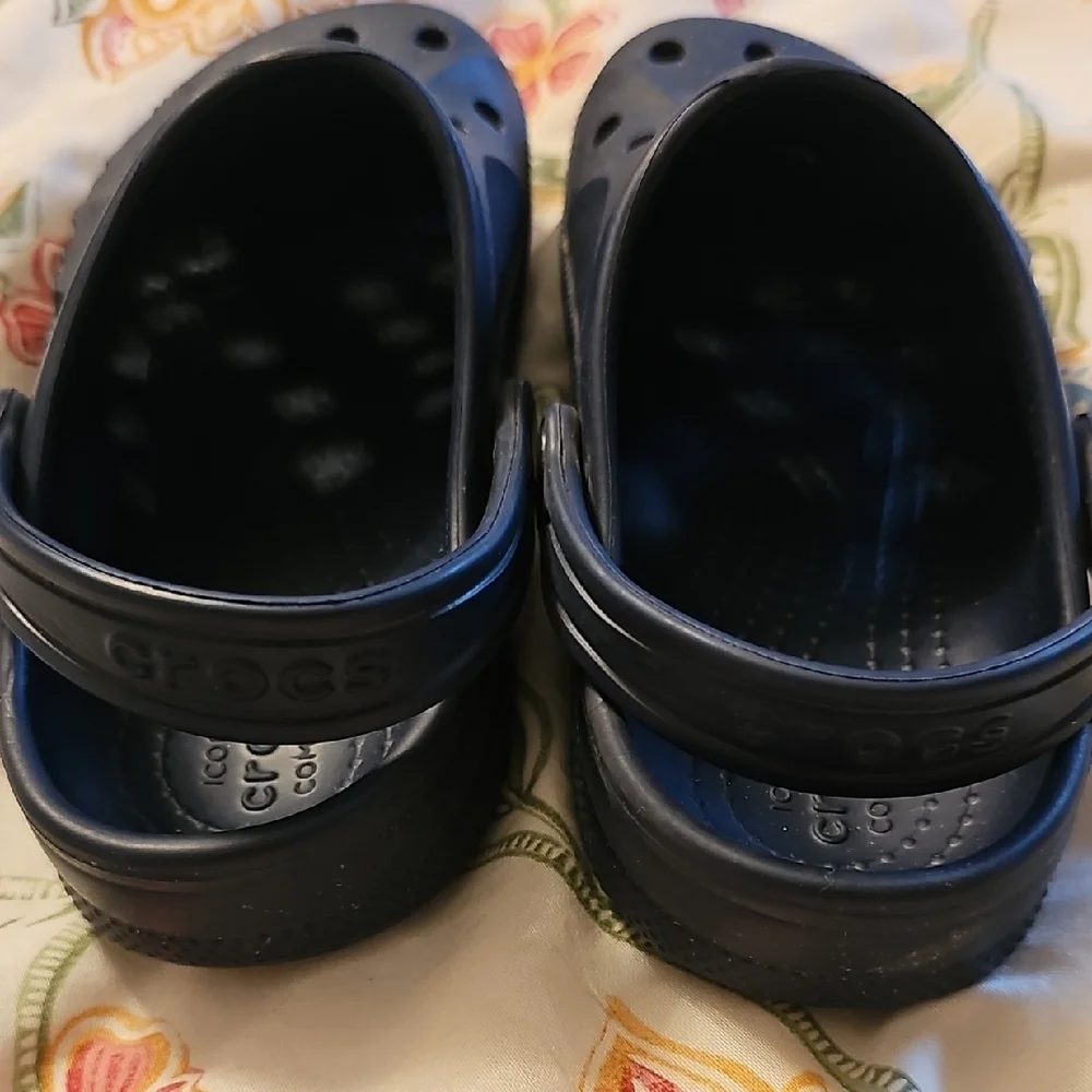 Kids Navy Blue Clogs
